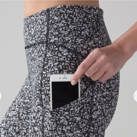 lululemon athletica Black and White Patterned Leggings - Picture 2 of 10